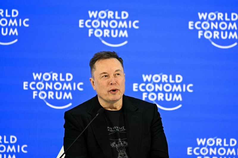 「人間を購入せよ」…マスク氏：「来年末までに人型ロボットが市販される可能性がある」