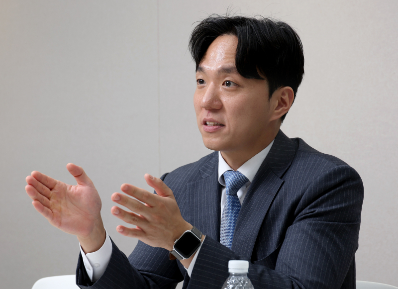 "'AI·금리·트럼프 리스크' 존재하는 코스피...방심은 금물" [이코... - 뉴스 썸네일 이미지