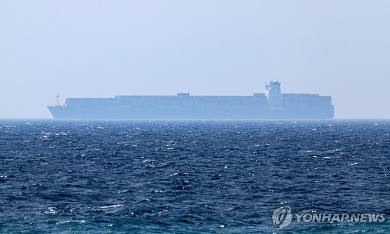 호르무즈 막히자 K푸드도 흔들...중동 수출길 '빨간불' - 뉴스 썸네일 이미지