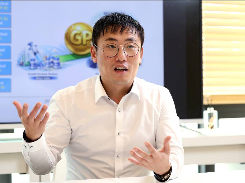 '글로벌 성장 진단의 기준, 한국이 세운다고' 혁신 꿈꾸는 성제혁 지피... - 뉴스 썸네일 이미지