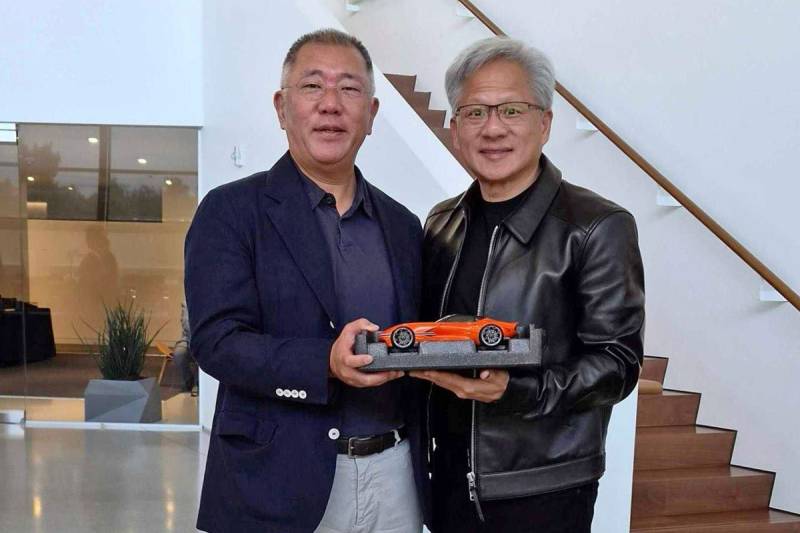 정의선 "피지컬 AI가 미래 경쟁력"…엔비디아·웨이모와 AI 생태계 구축