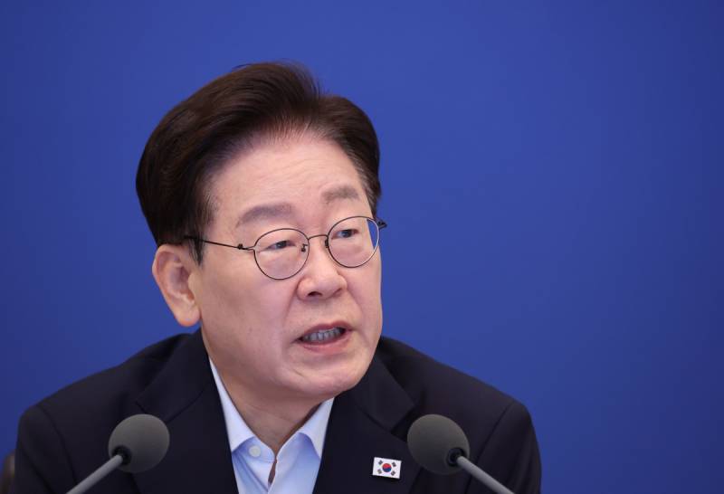 이 대통령 "망국적 부동산 투기 끝내겠다… 조기 대량 공급 총력"