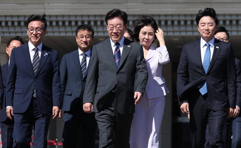 이 대통령 프랑스 전격 출국! 호르무즈 해협 군사 논의 이뤄질까